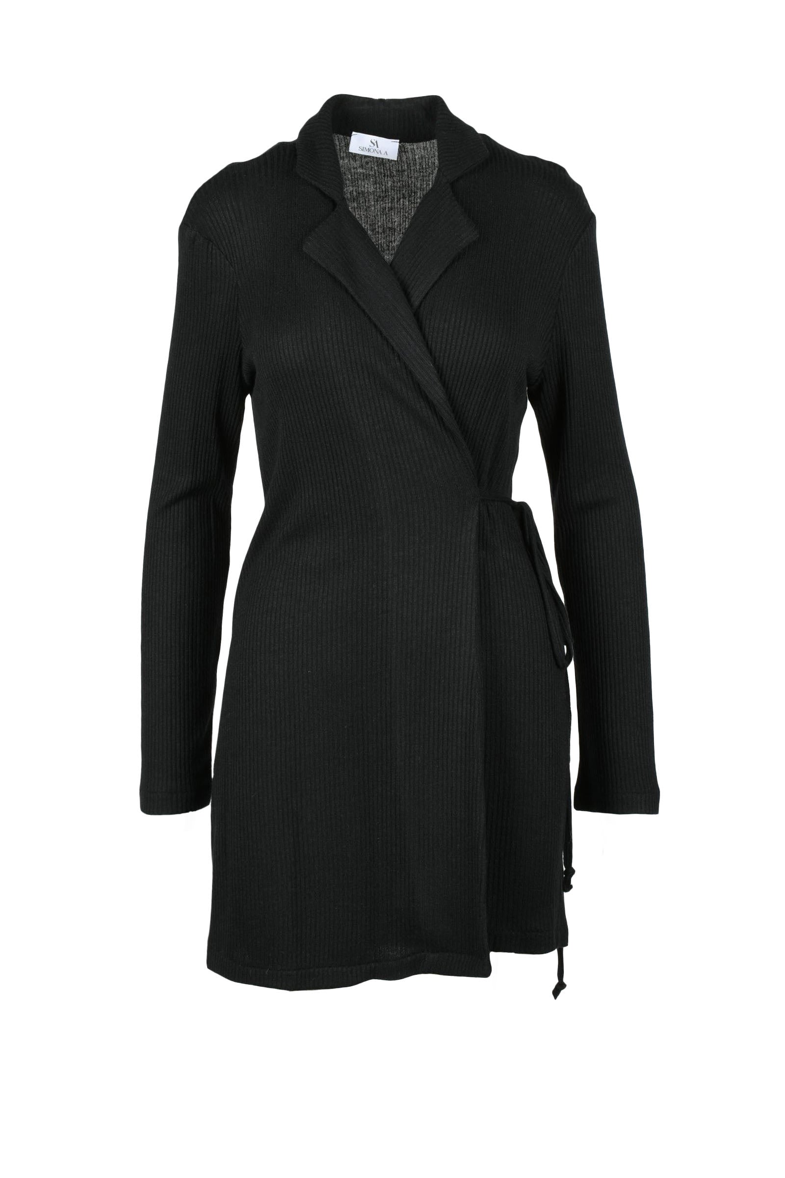 SIMONA.Eine Strickjacke