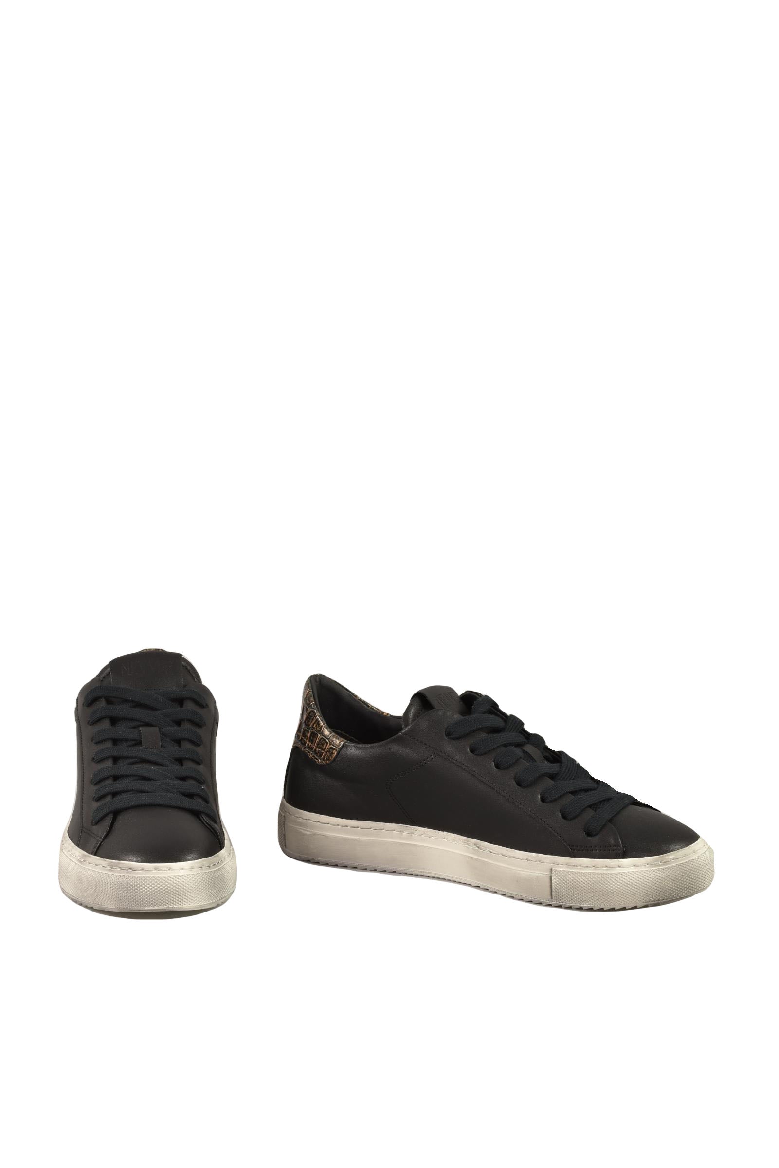 NEVVER sneakers