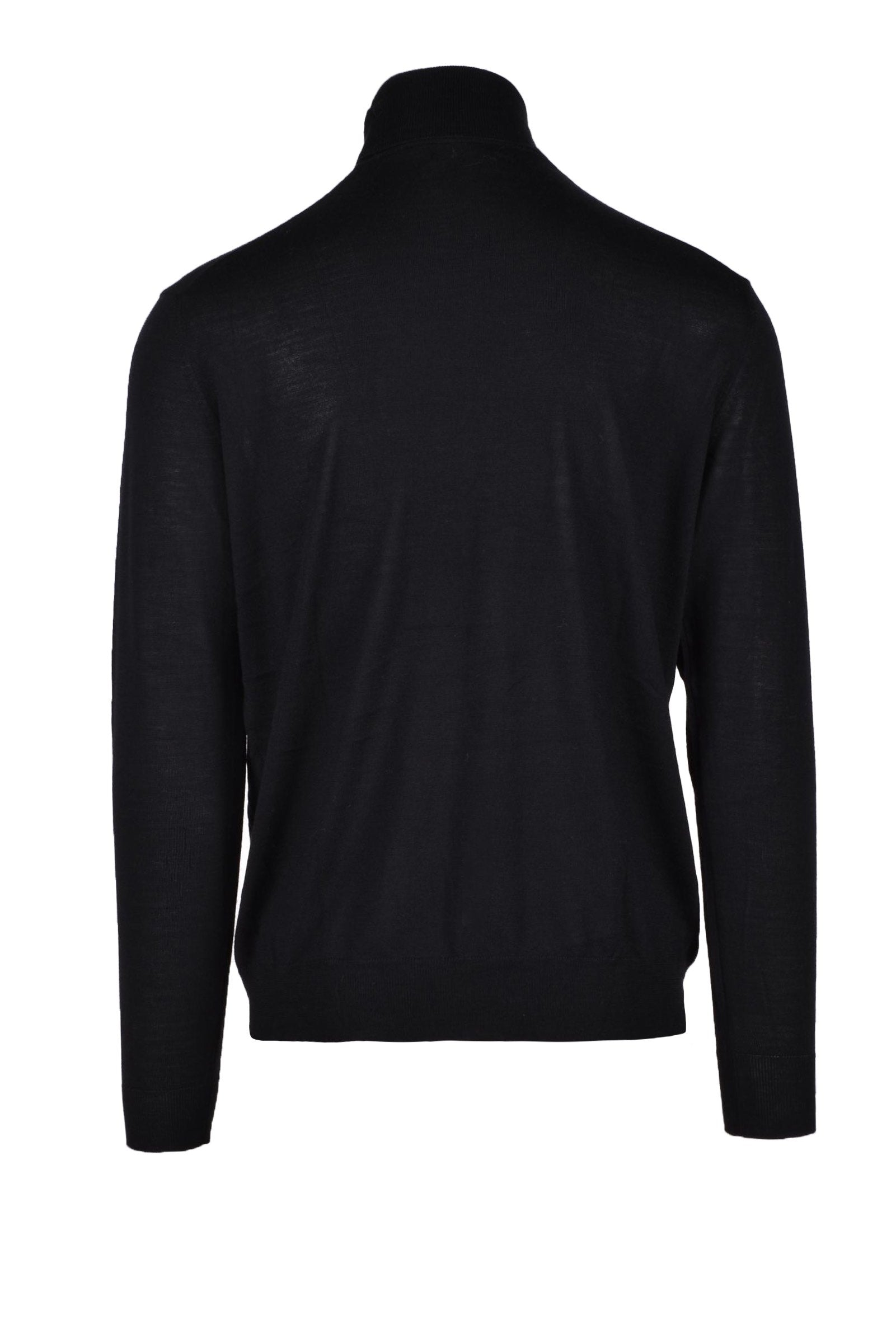 FAMA shirt
