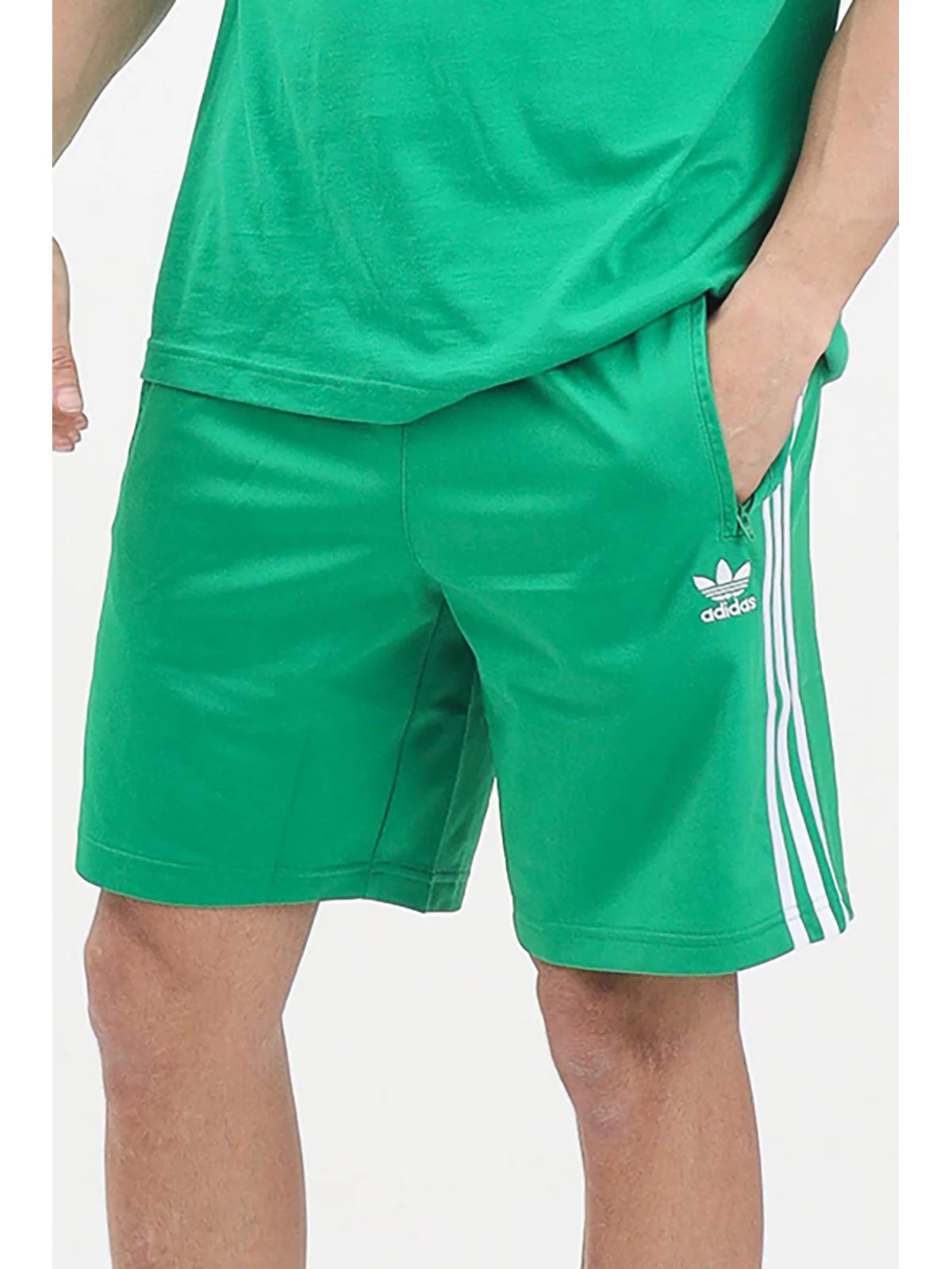 Adidas Shorts - Verde