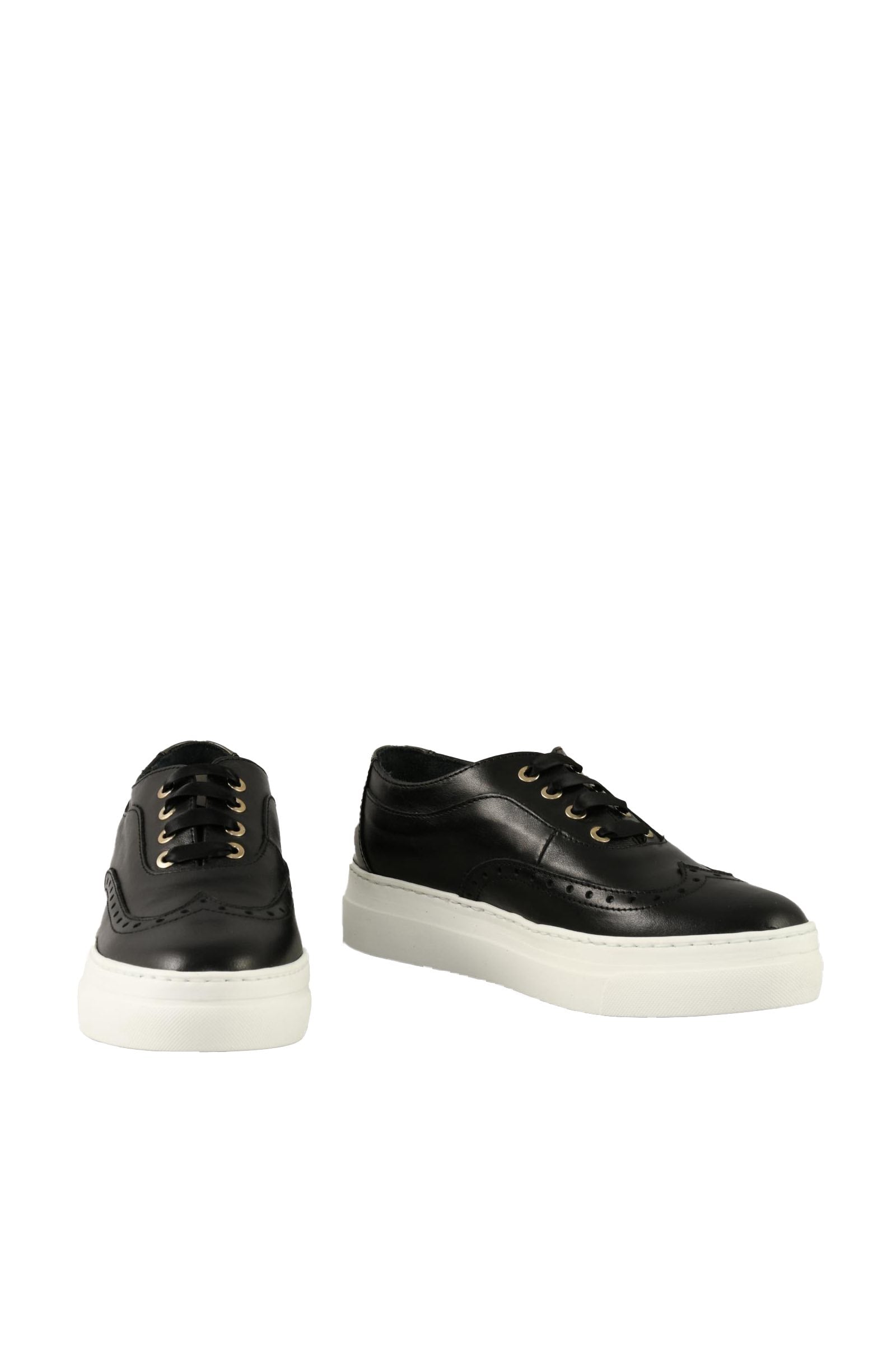 TWELVE STYLE DIVISION sneakers