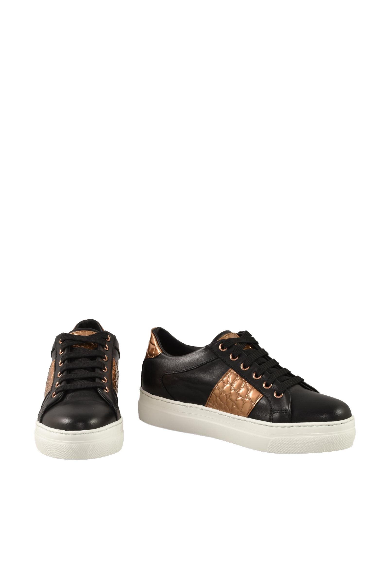 TWELVE STYLE DIVISION sneakers