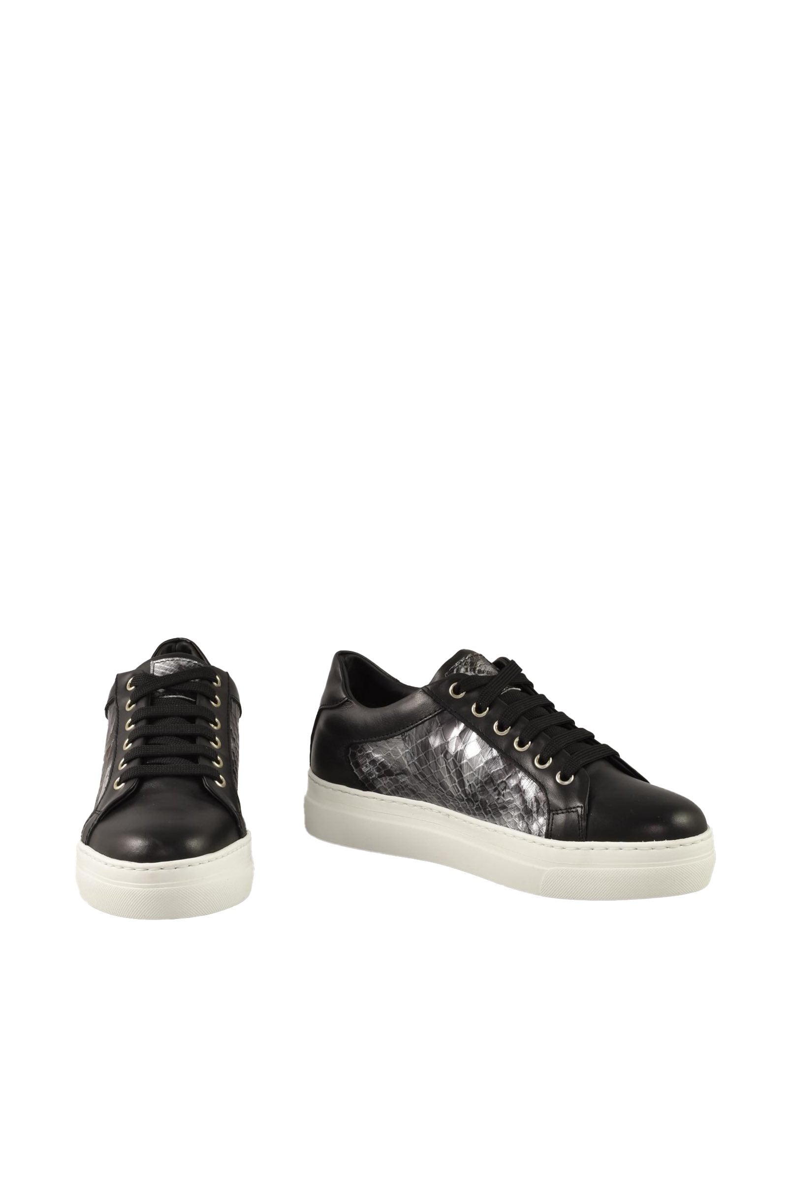 TWELVE STYLE DIVISION sneakers