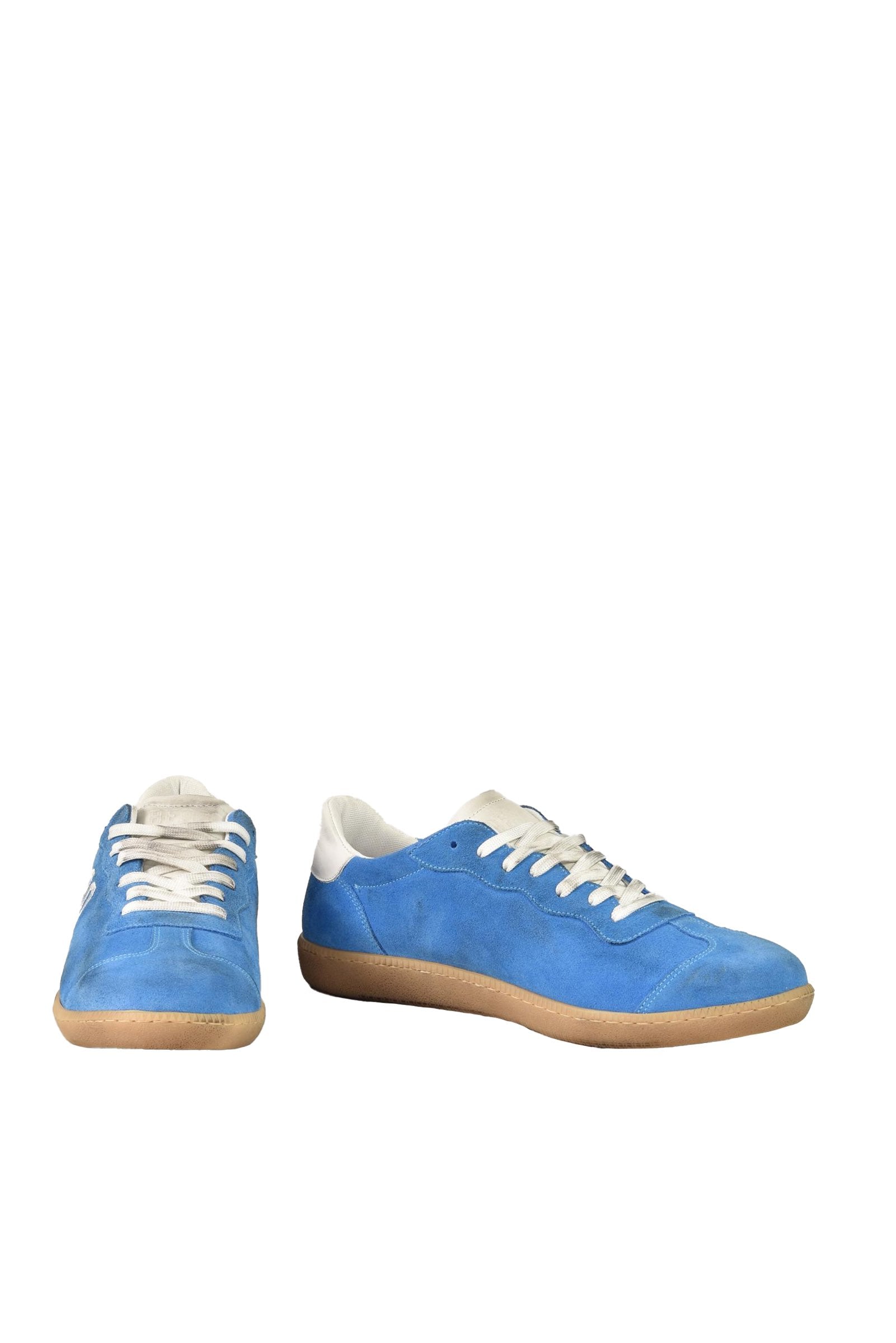BE980 sneakers