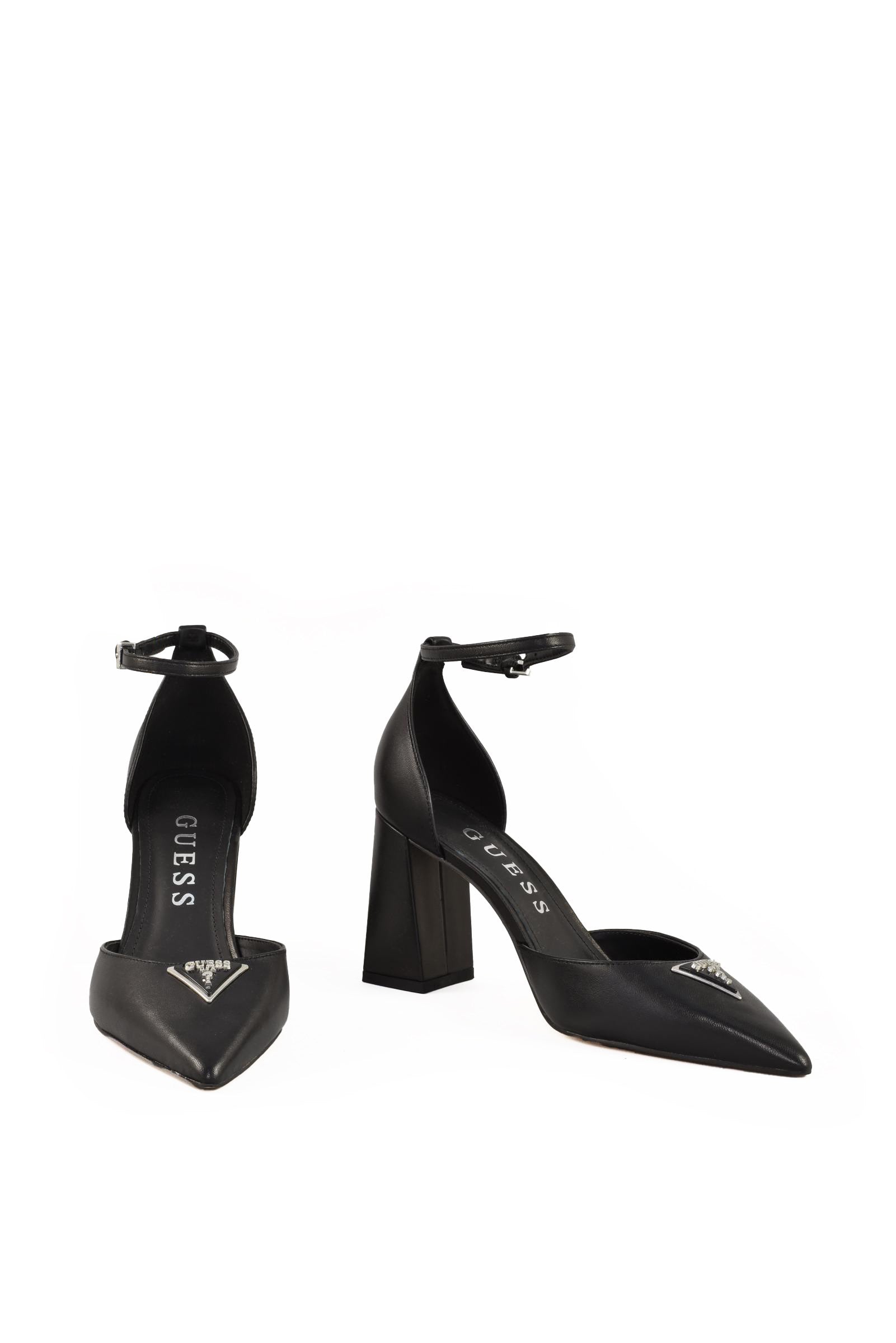 GUESS sandal