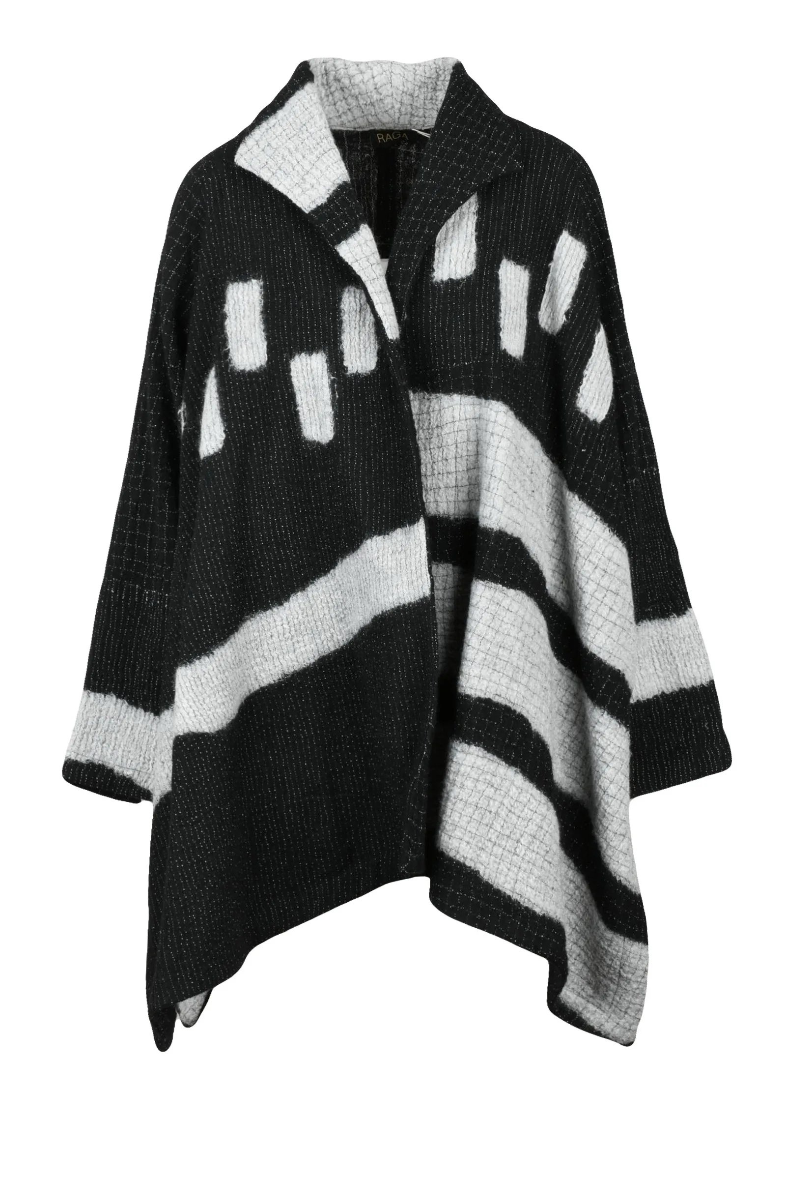 Cardigan Over Nero