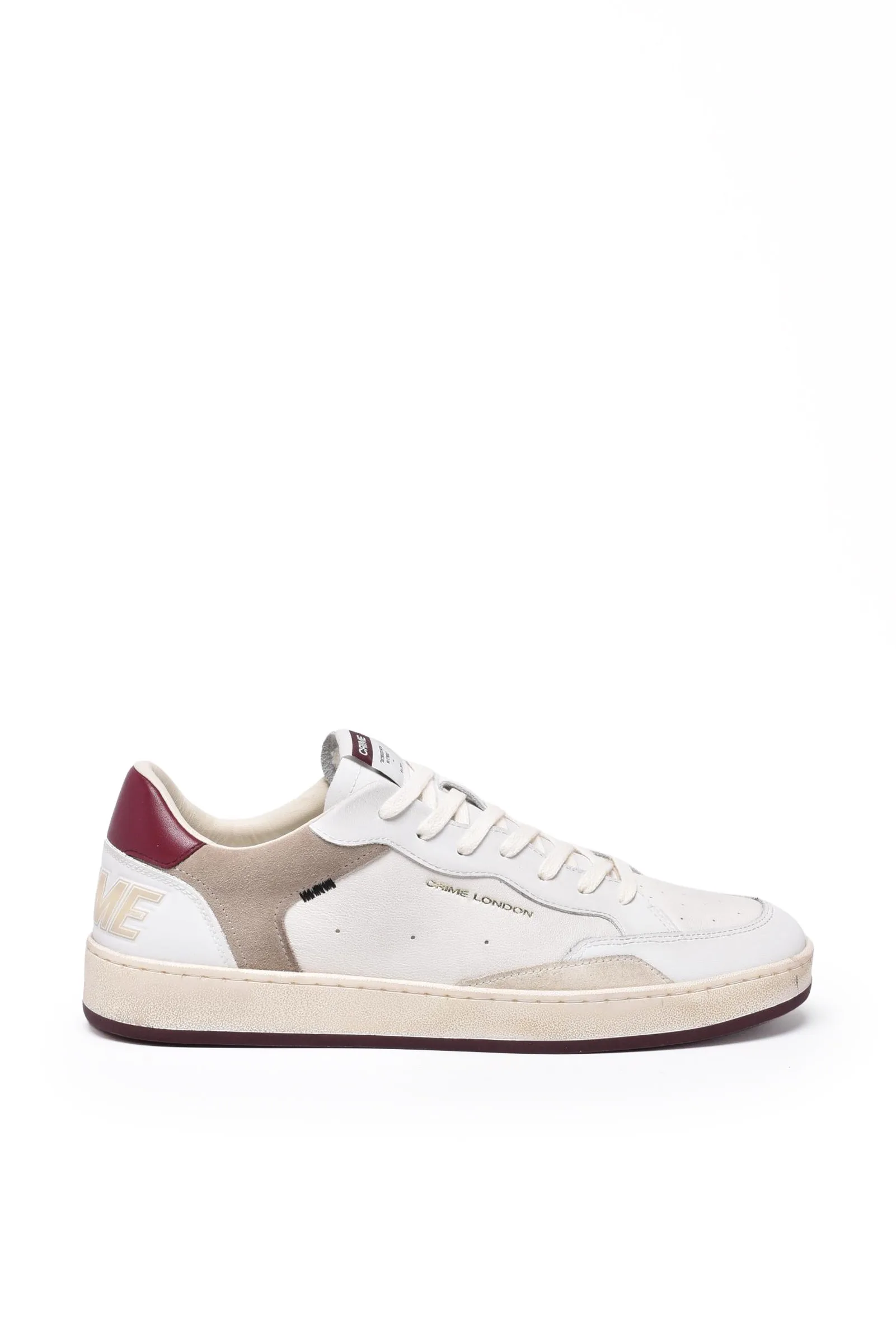 Weiße Turnschuhe