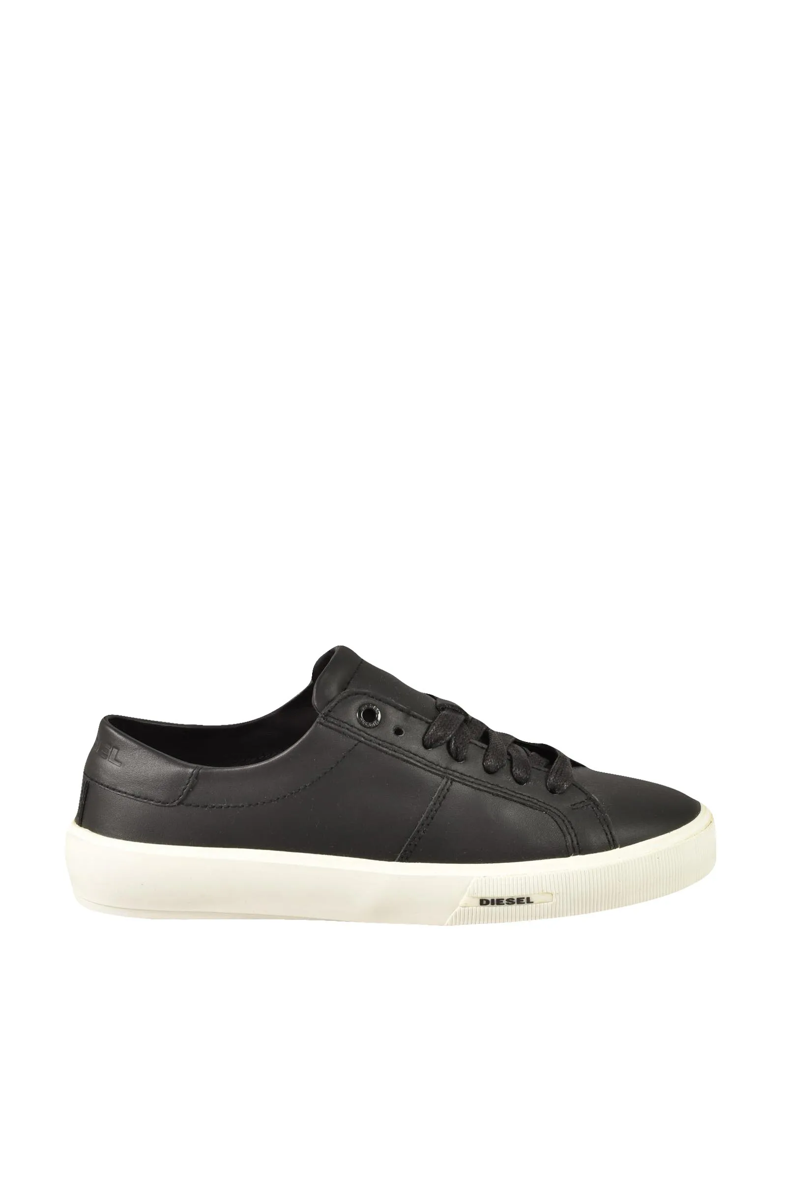 Sneakers Nere